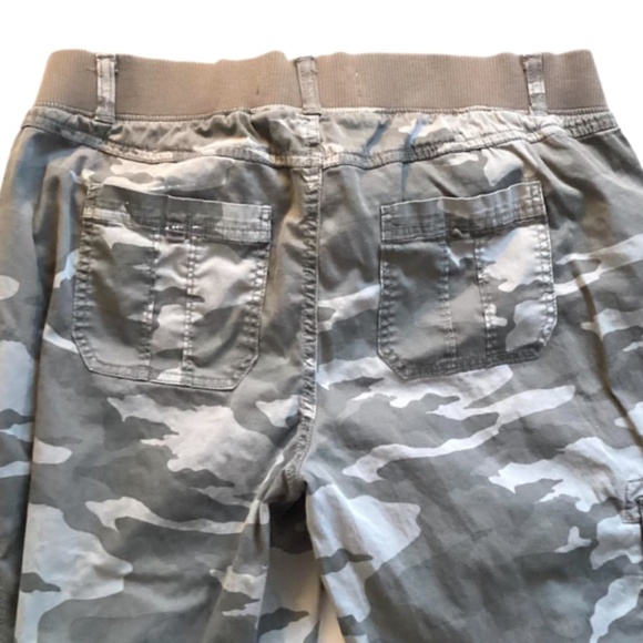 Sonoma Womens Cammo Capris, 12 - Picture 2 of 5